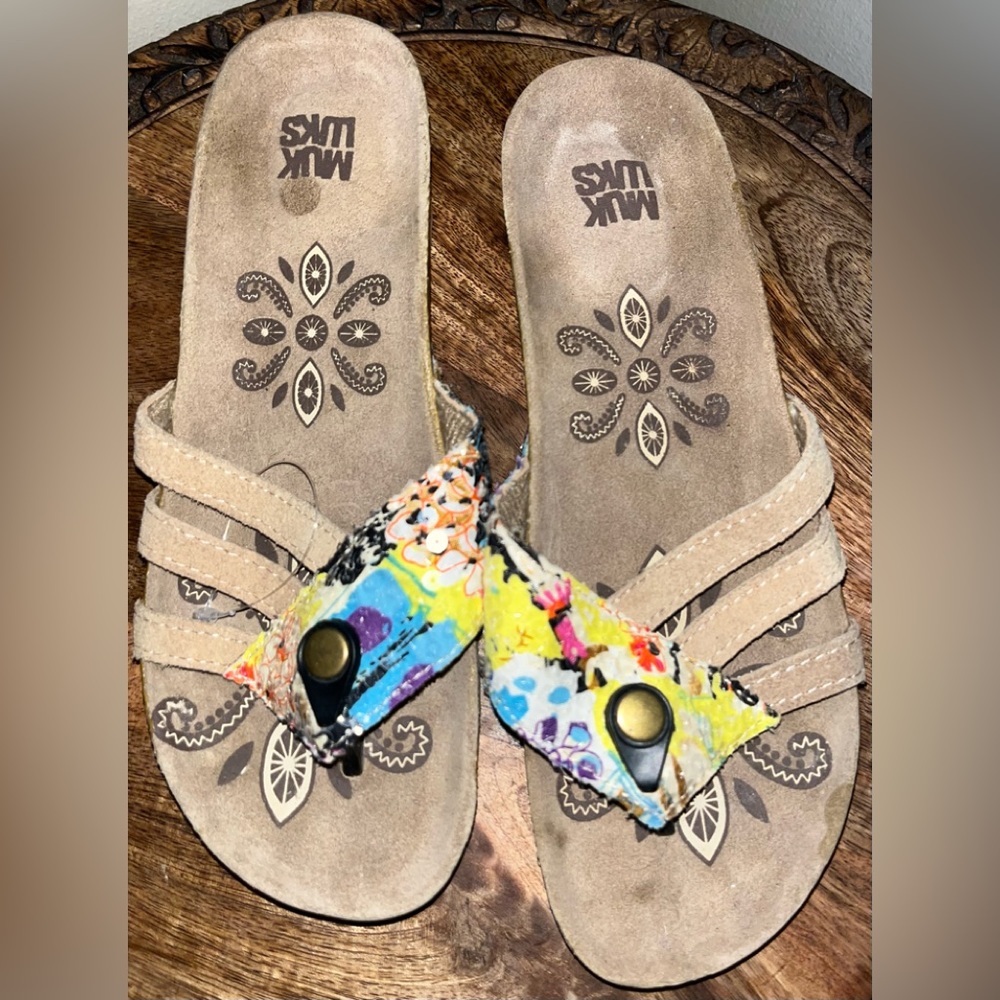 NWT MUK LUK Glitter Boho Flip Flops Size 6 - Picture 2 of 5